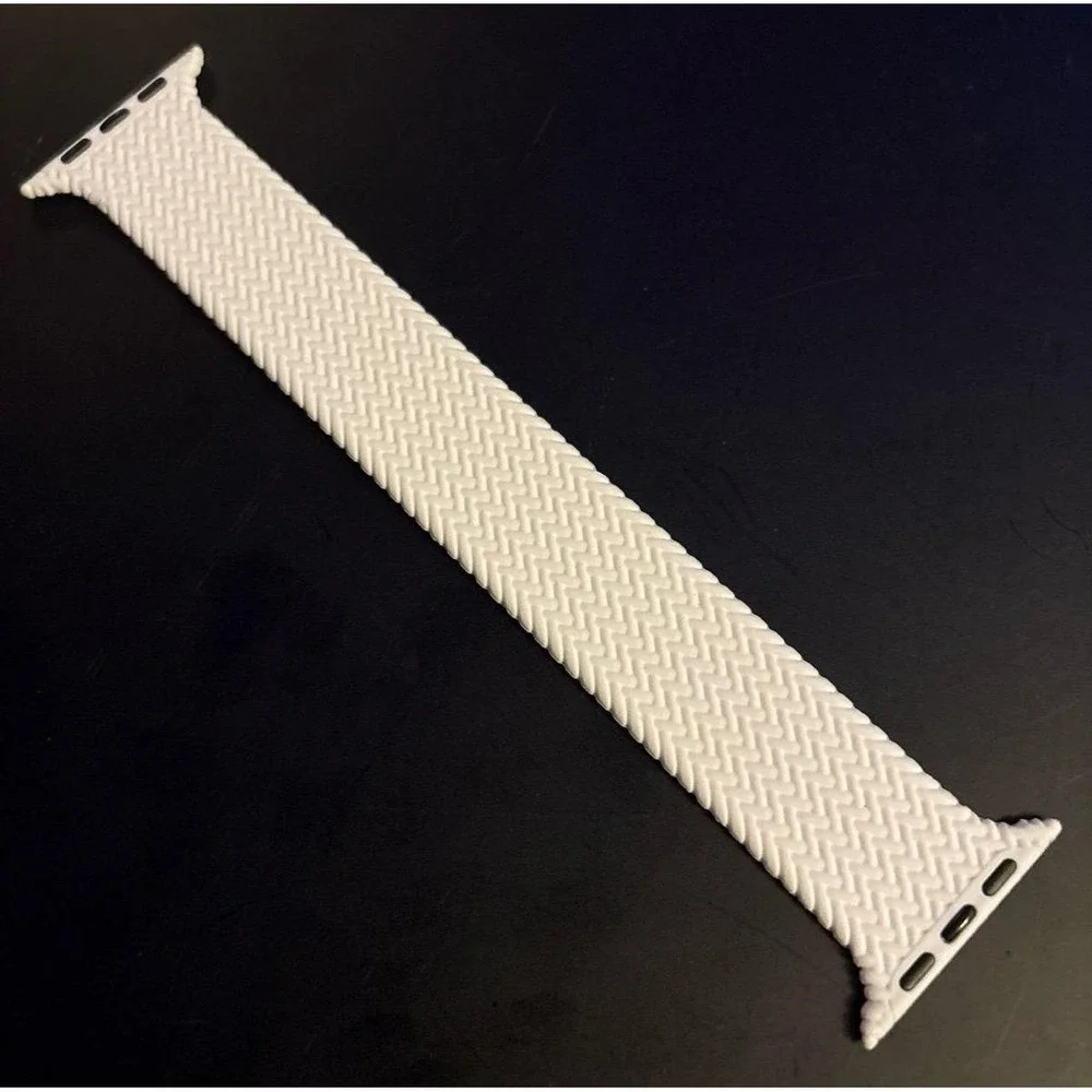 NEW White Woven Solo Loop Silicone Stretch Band for Apple Watch 42/44/45mm 6.25